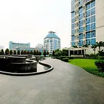 Best Emerald Studio Room Apartment At Capitol Park Residence By Travelio