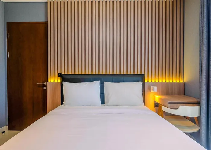 Fabulous 1Br Apartment At The Newton Ciputra World 2 By Travelio