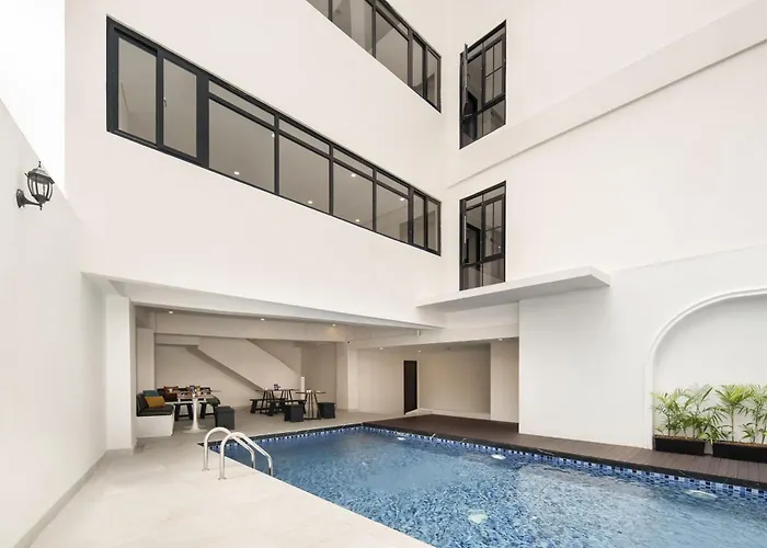 Cove Odilia Suite