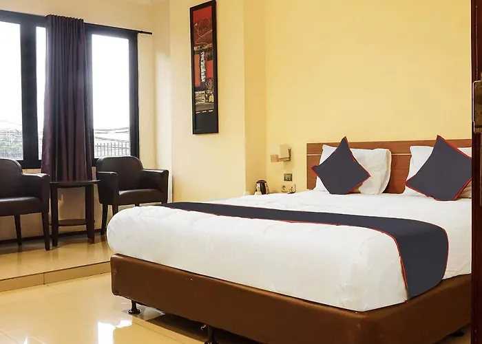 Super Oyo Collection O 91409 Hotel Fiducia Otista 153 - 157
