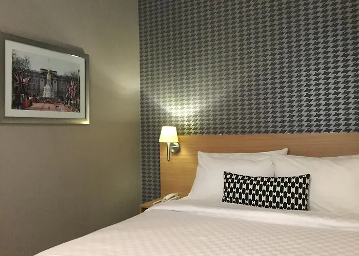 Ehouzz Jakarta