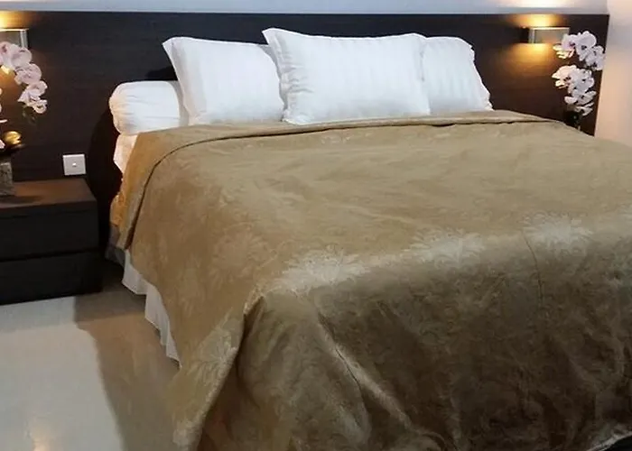 The Mansion Cipete