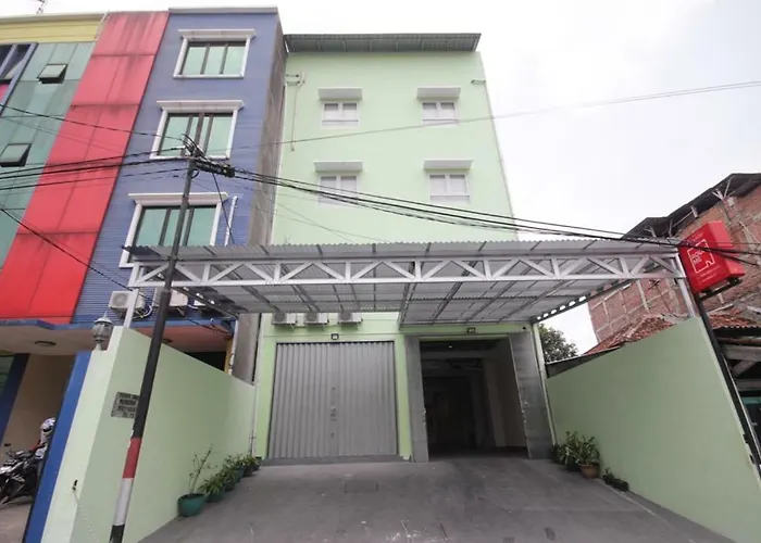 Roomme Raden Saleh Cassakita