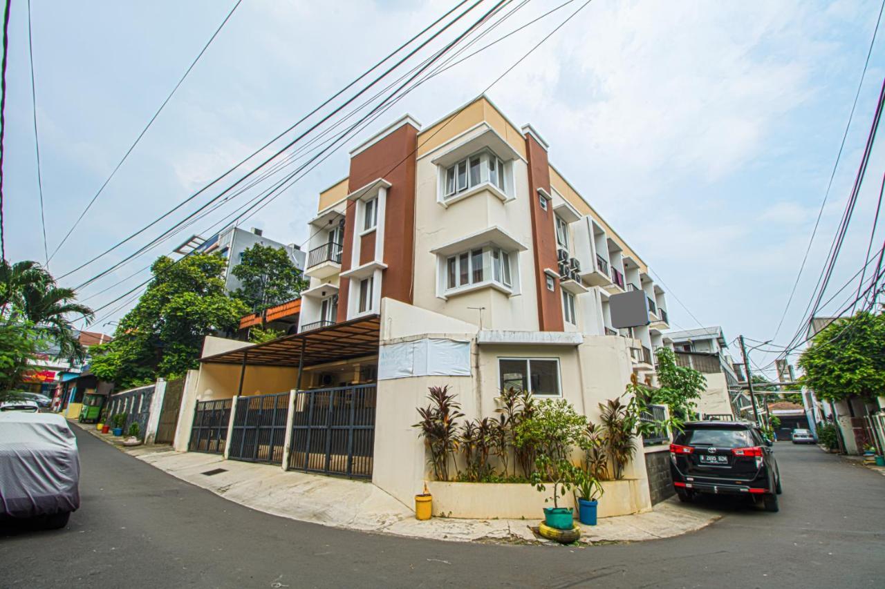 Guest house Anggrek 2*