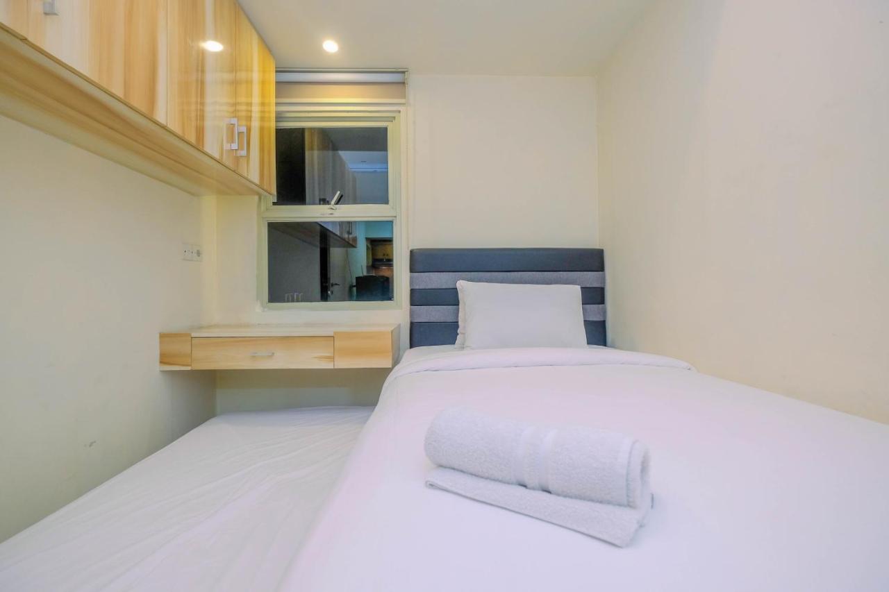 Apartment Strategic 2br With Workspace @ Season By Travelio Jakarta