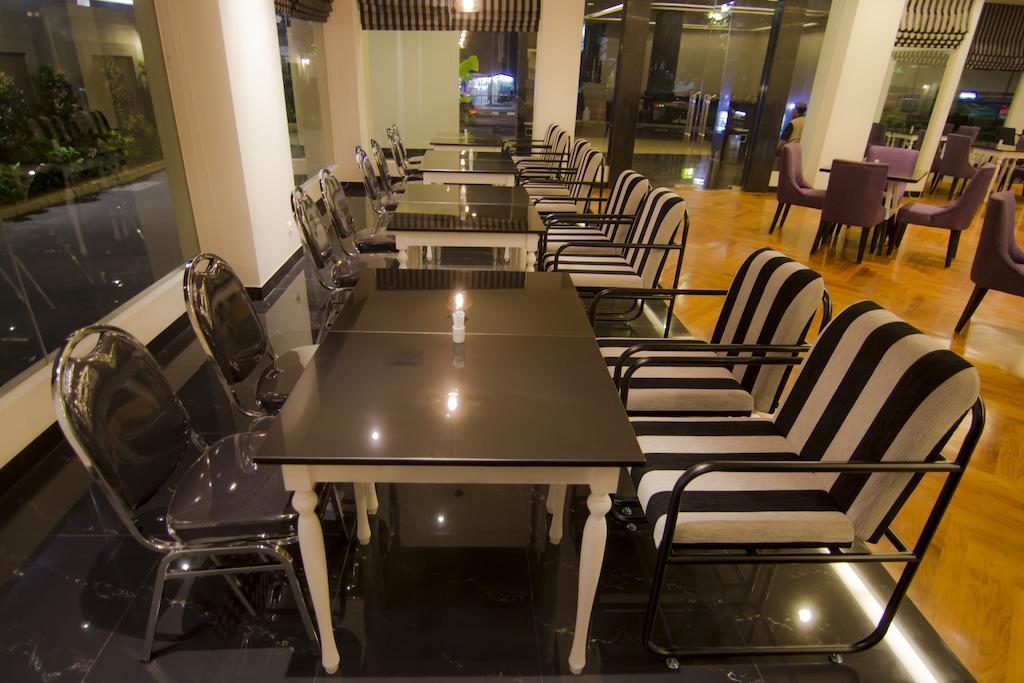 Hotel Diradja 3*