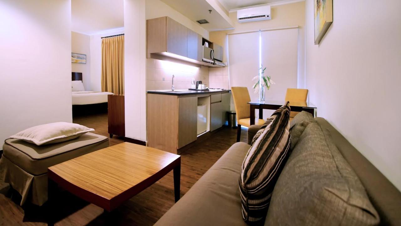 Hotel Grand Dafam Ancol 4*
