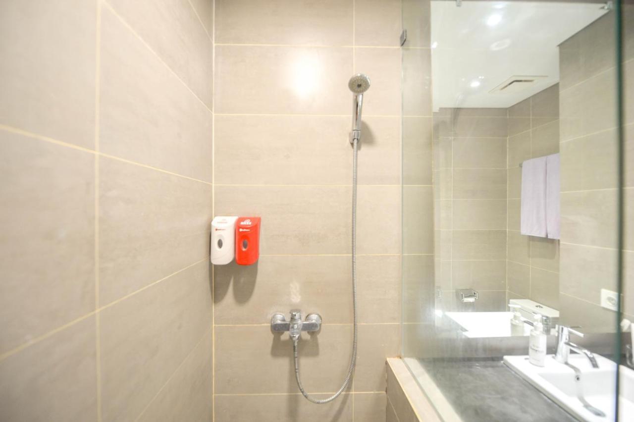 Hotel Urbanview Sleepzzz Equestrian 3*