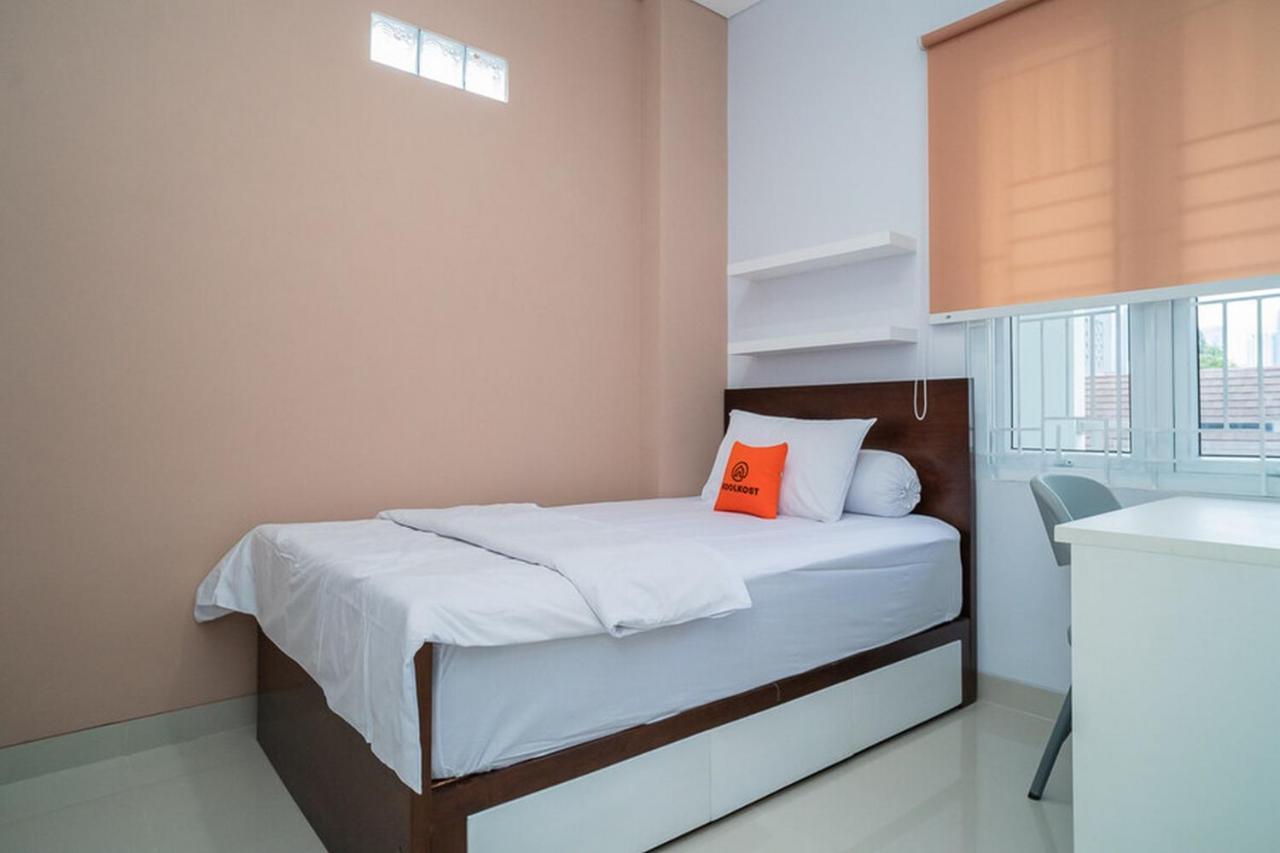 Koolkost Syariah At Jl Danau Towuti Benhil - Minimum 30 Nights Hotel