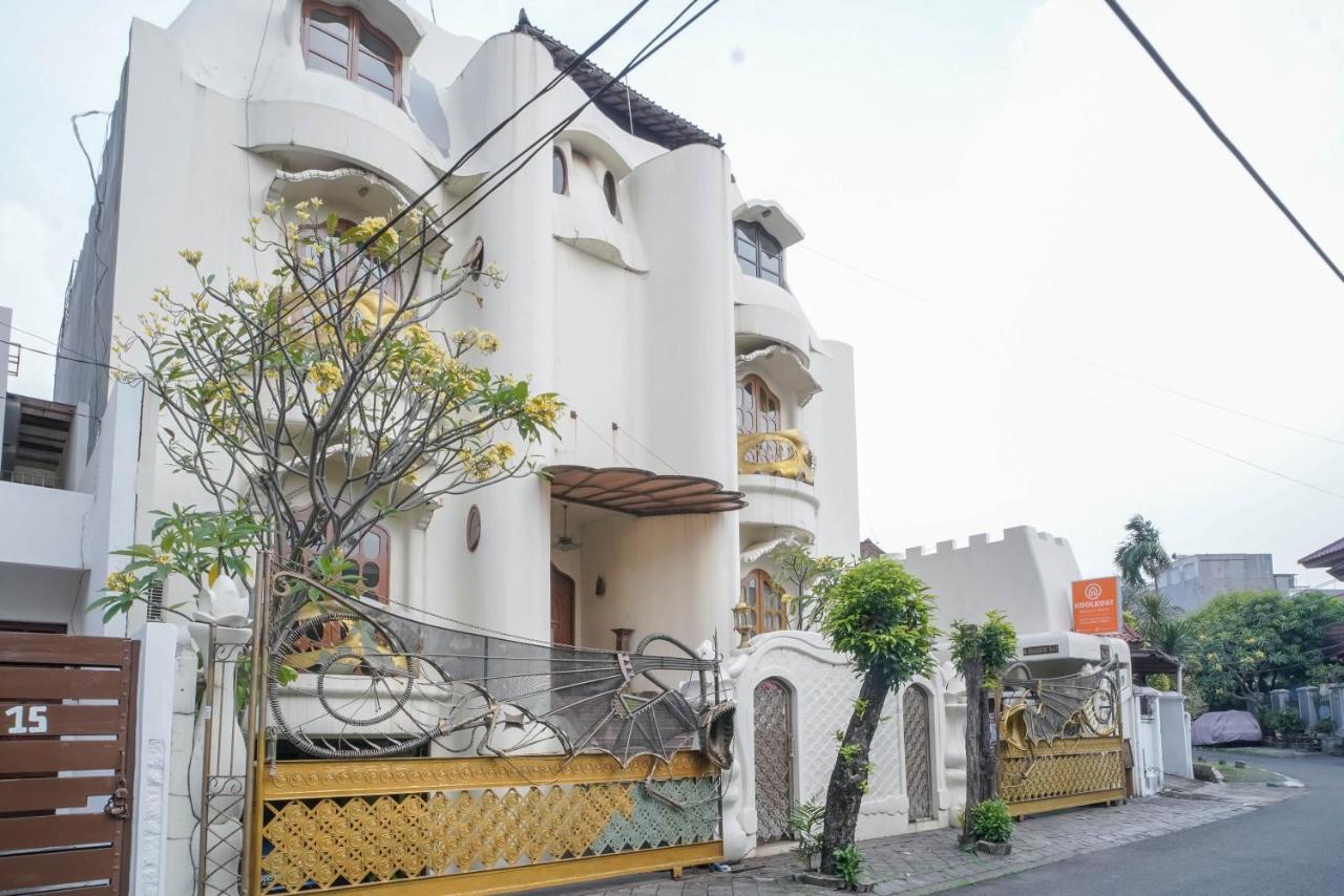Hotel Koolkost Syariah Near Senayan *