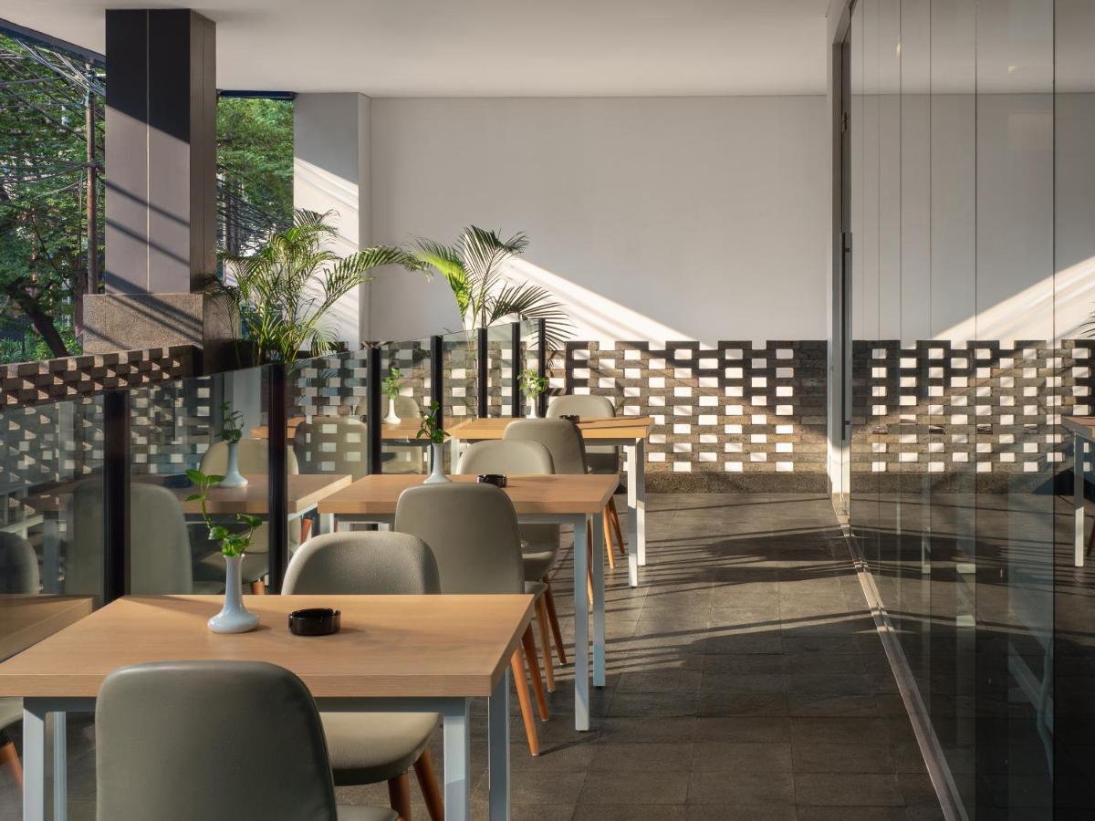 Hotel 88 Blok M By Wh 2*