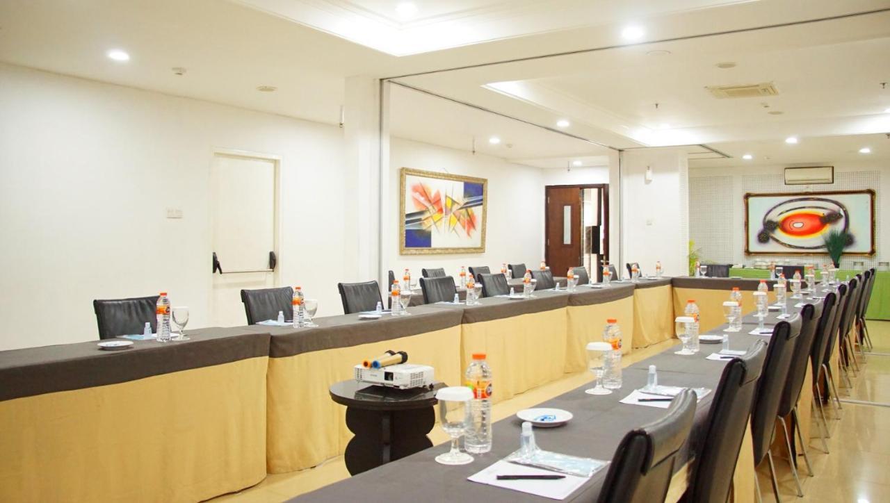 Gp Mega Kuningan Hotel