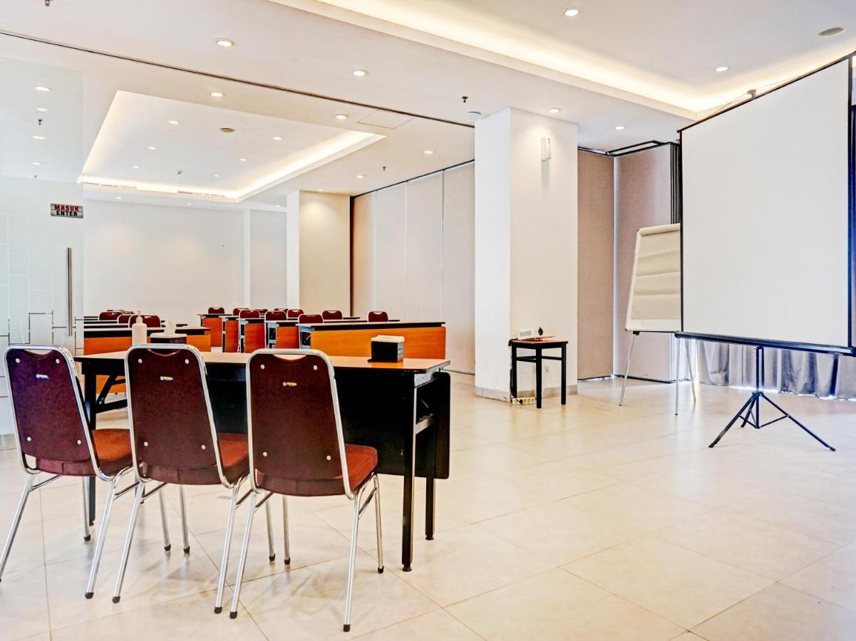 Townhouse Oak Jp Hotel Jakarta