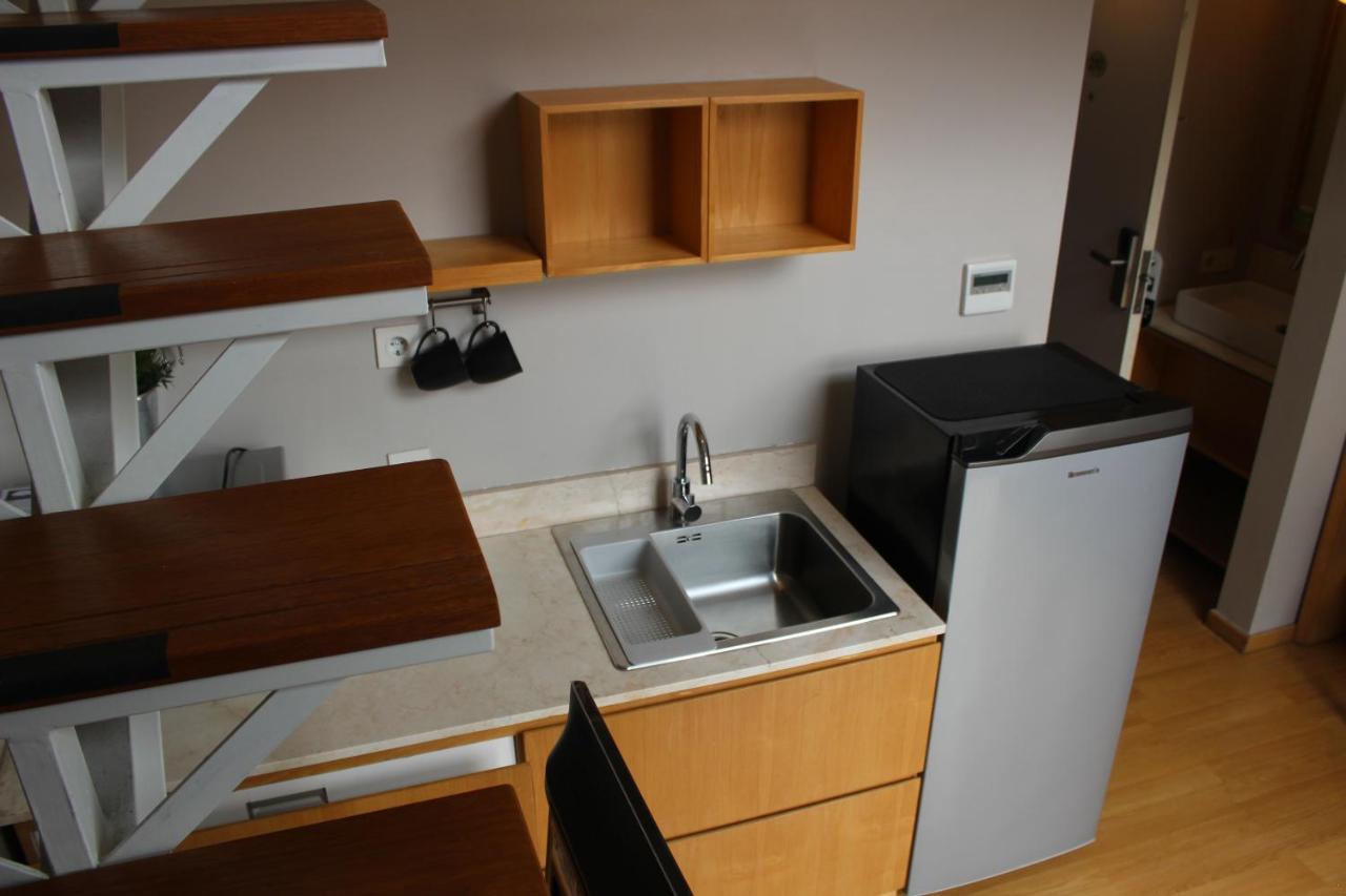 White Tree Hotel 3*