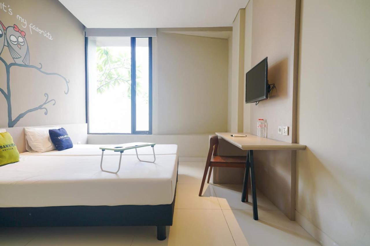 Urbanview Sleepzzz Equestrian Jakarta