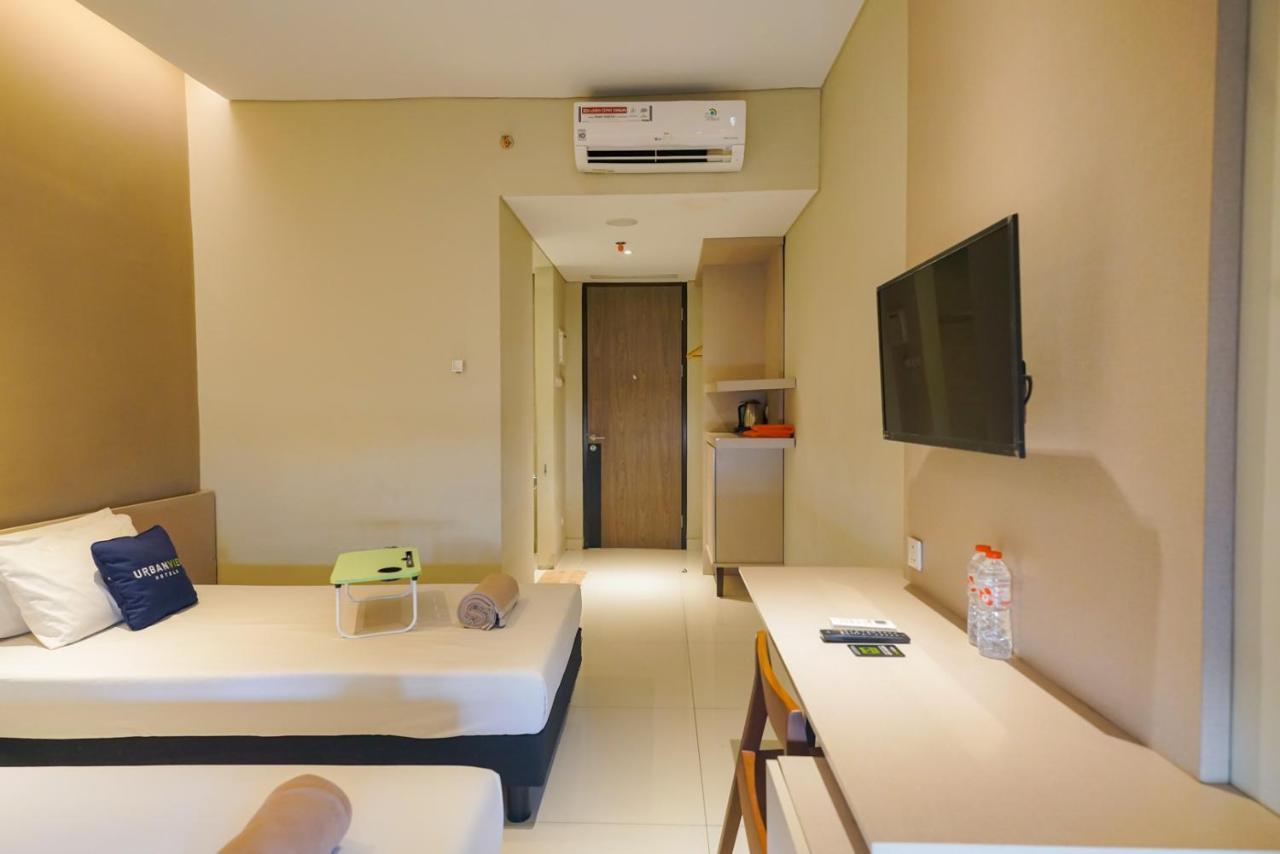 Urbanview Sleepzzz Equestrian Hotel Jakarta