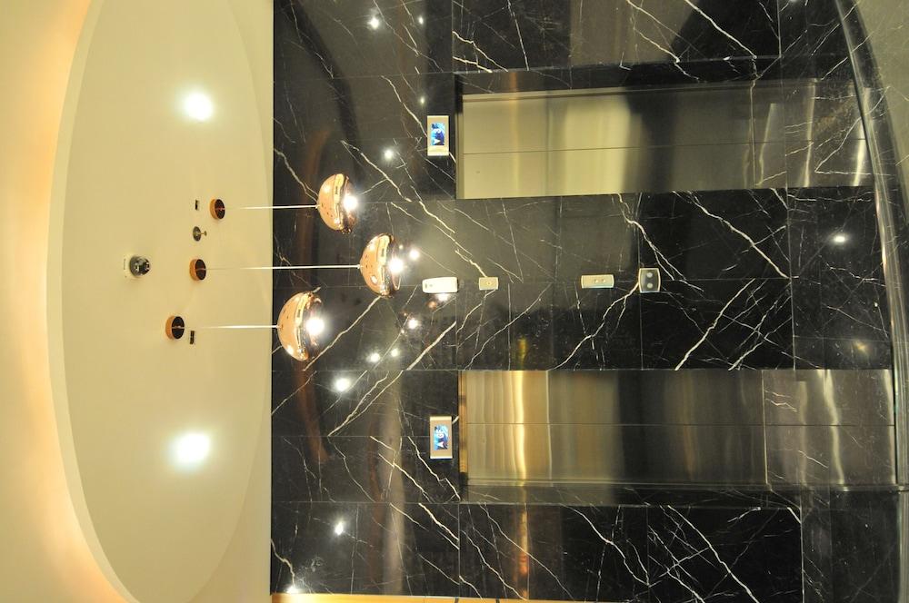Hotel Clay 3*