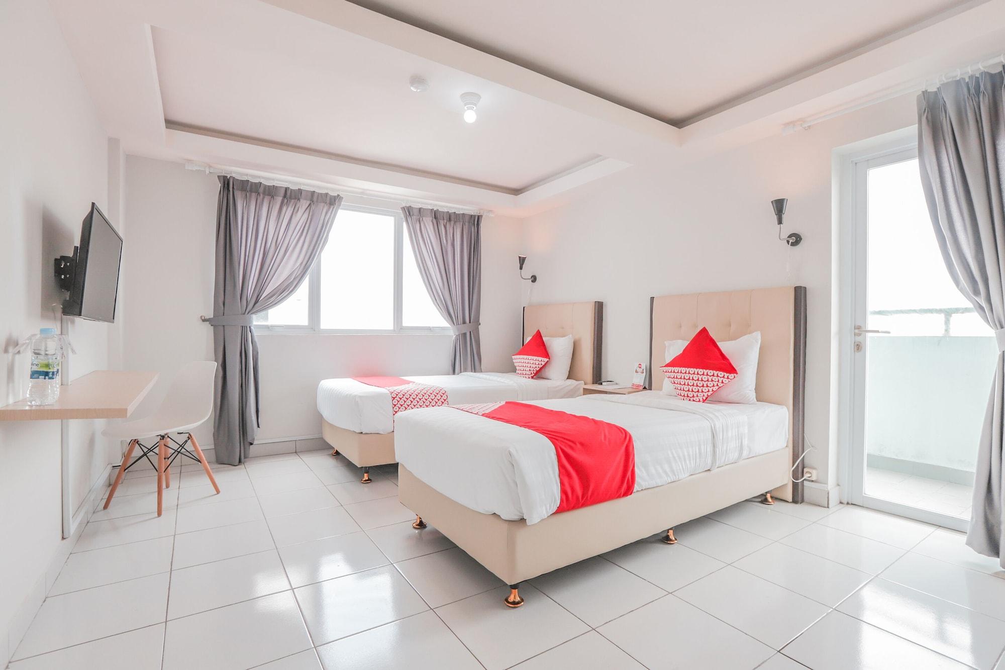 Flagship 210 Amethyst Kemayoran 3*