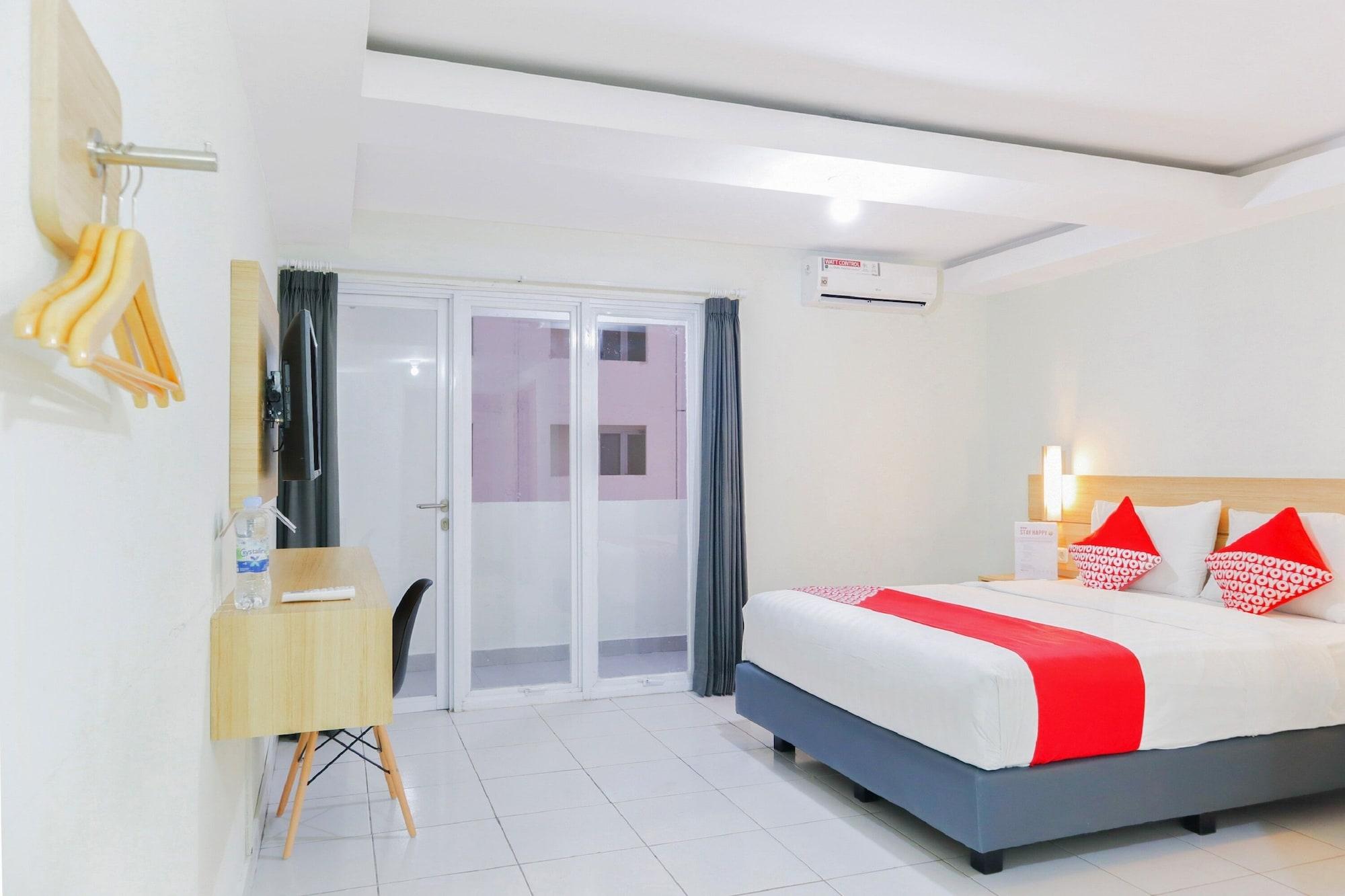 Hotel Flagship 210 Amethyst Kemayoran