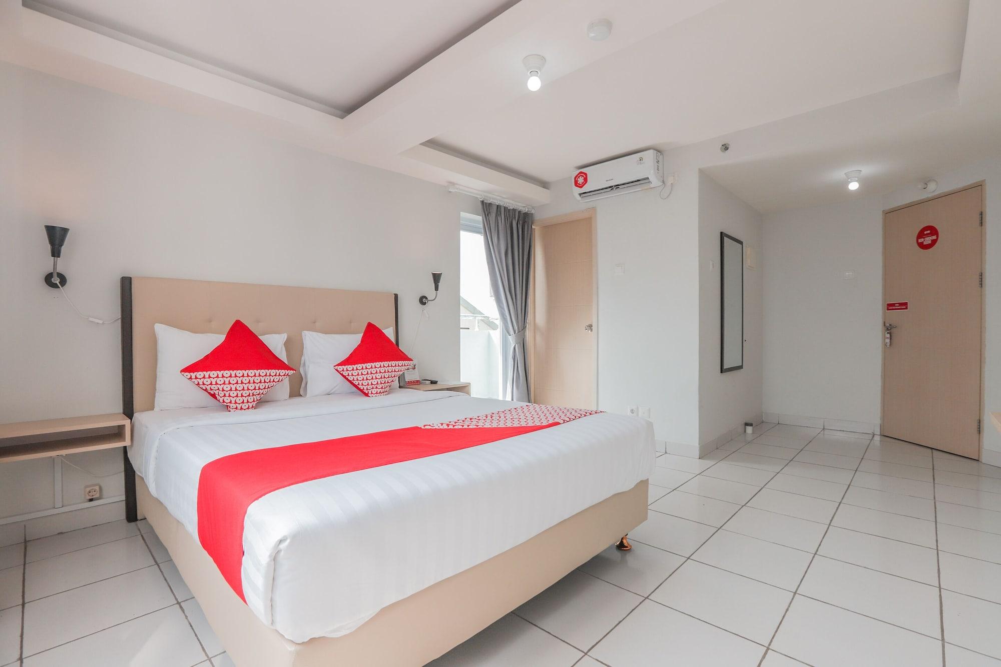 Hotel Flagship 210 Amethyst Kemayoran