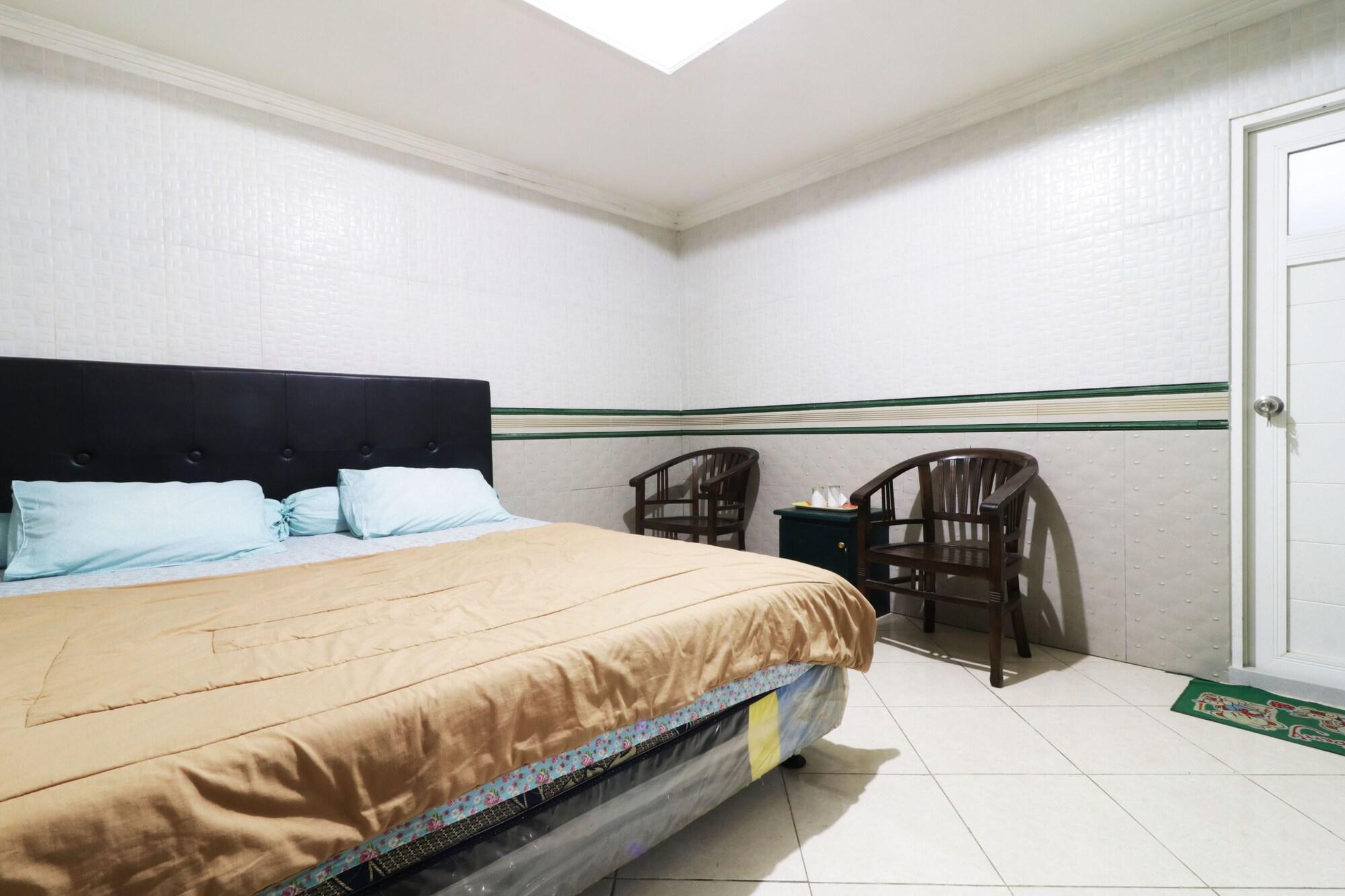 Alamanda 2* Jakarta