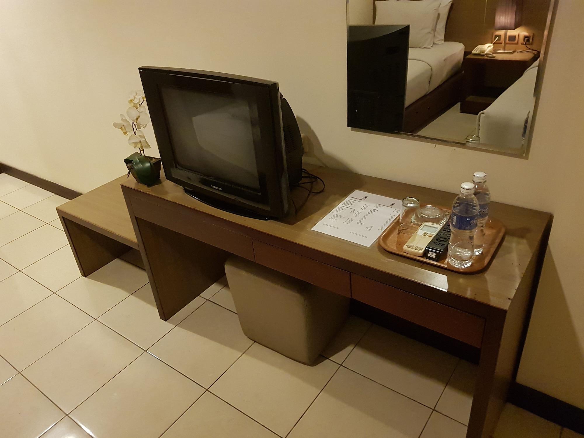 Hotel N2 2*