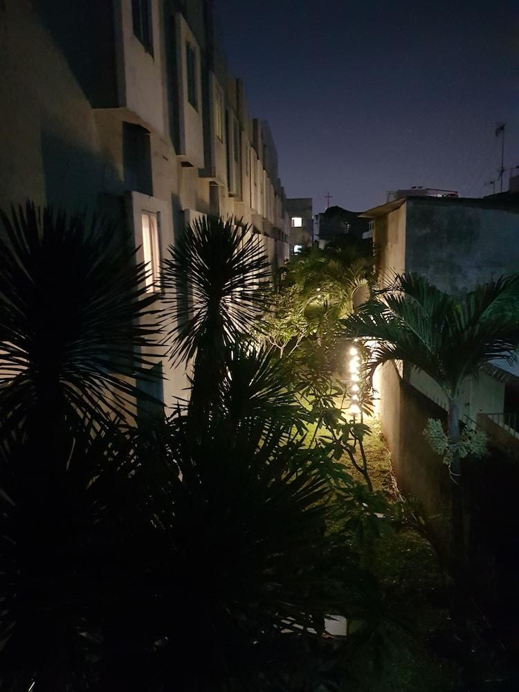Hotel N2 2*