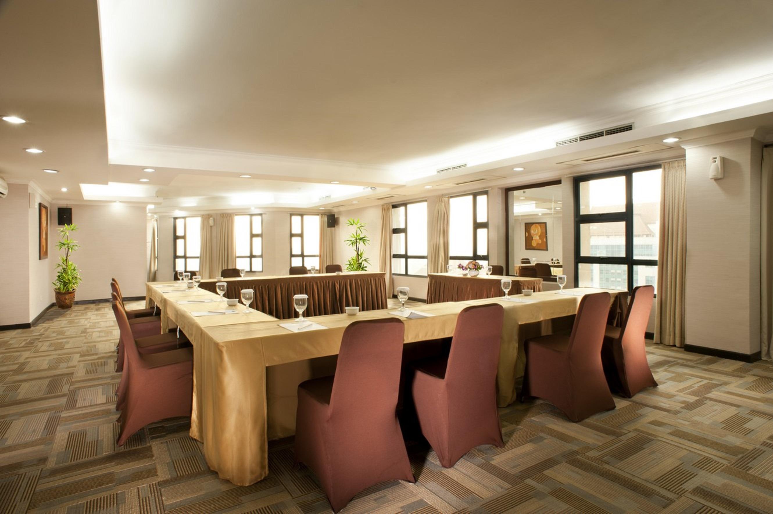 Hotel Grand Tropic Jakarta