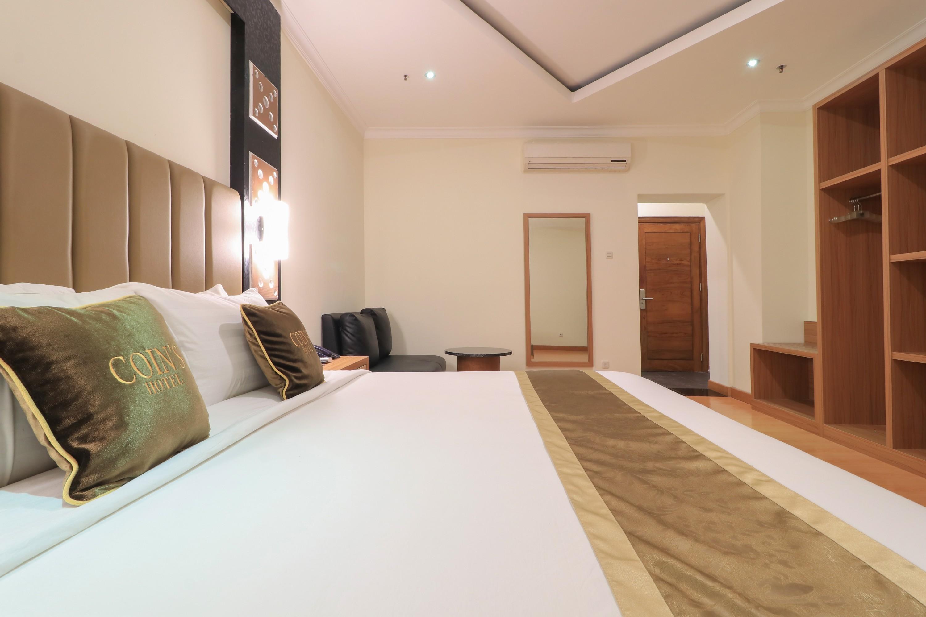 Coins Hotel