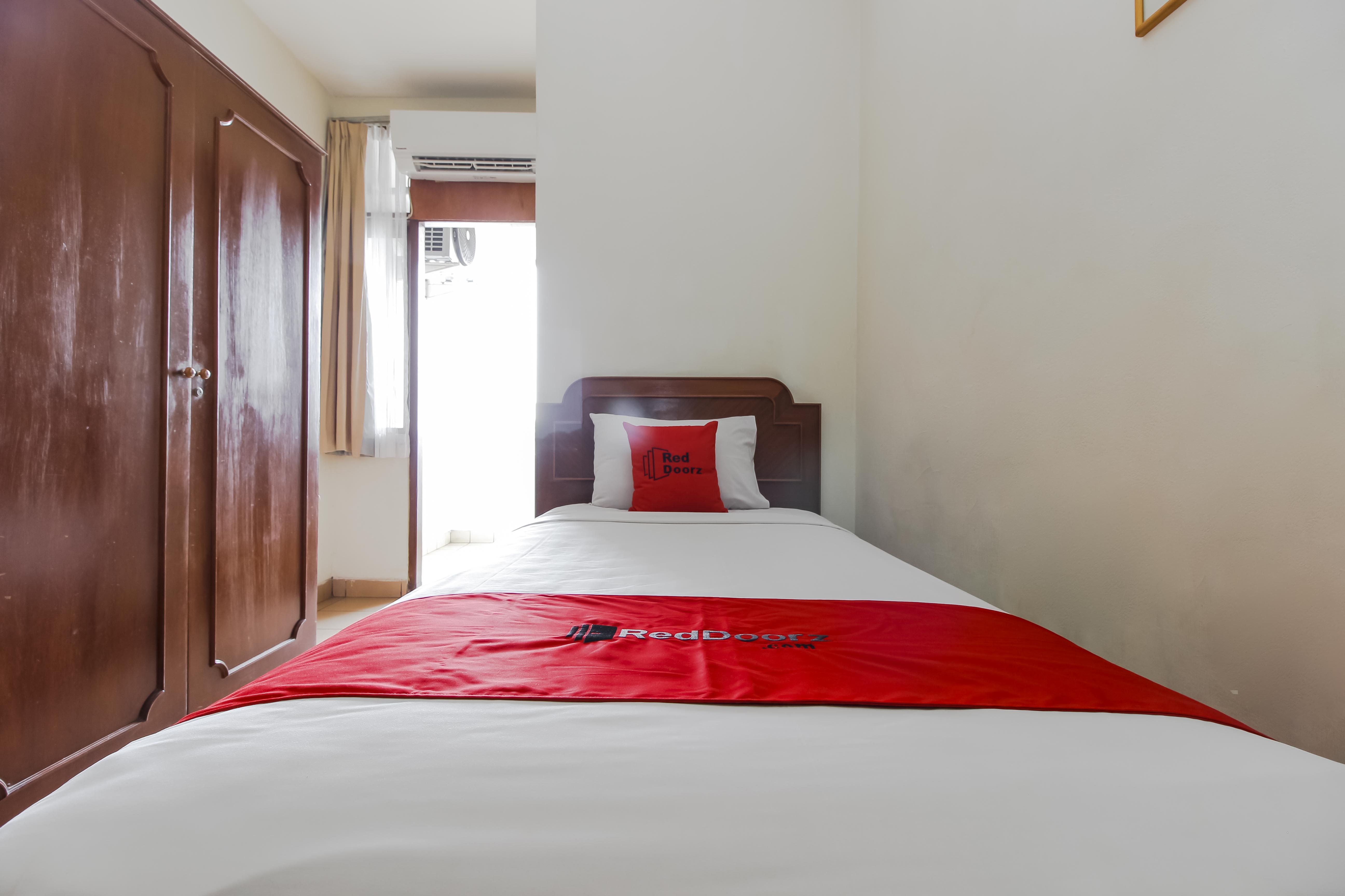 Casa de hóspedes Reddoorz At Pitagiri Gbk Senayan 3*