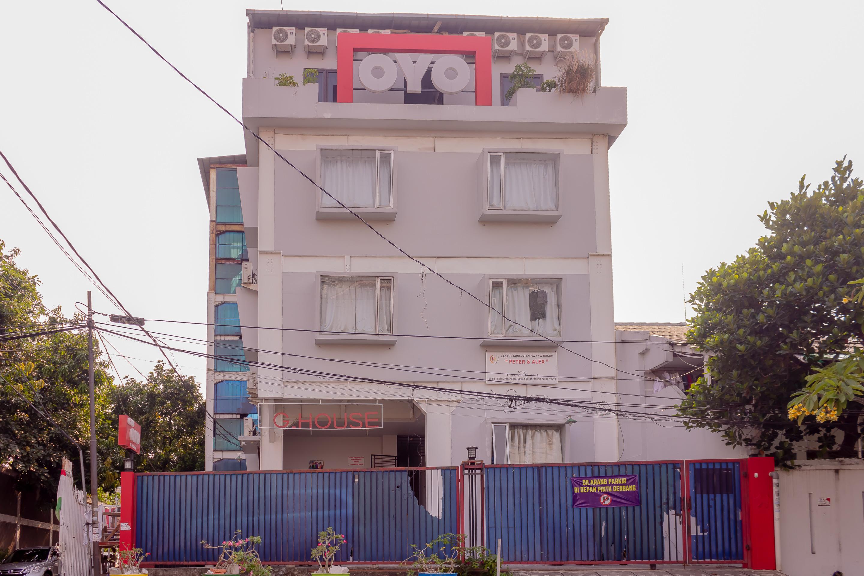 Hotel Oyo 208 G House 2*