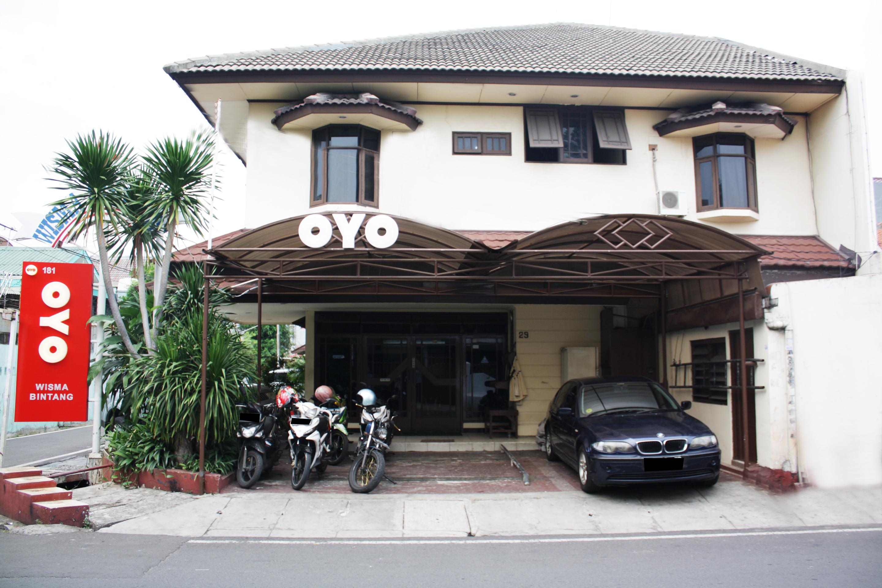 Oyo 181 Bintang Hotel 2*
