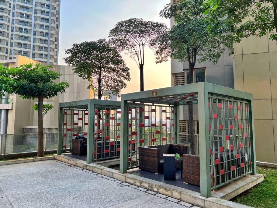Cozy Studio In Taman Anggrek Residences