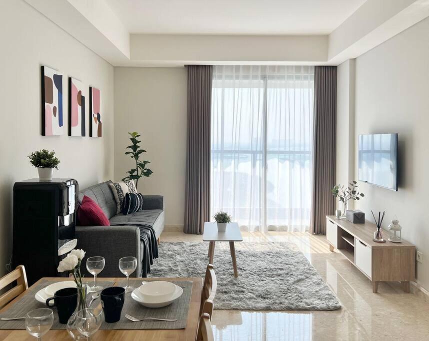 Stylish Seaview 3 Bedroom At Pik Jakarta