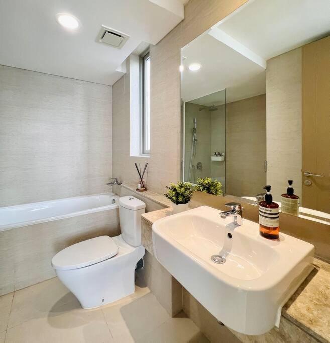 Apartment Stylish Seaview 3 Bedroom At Pik *