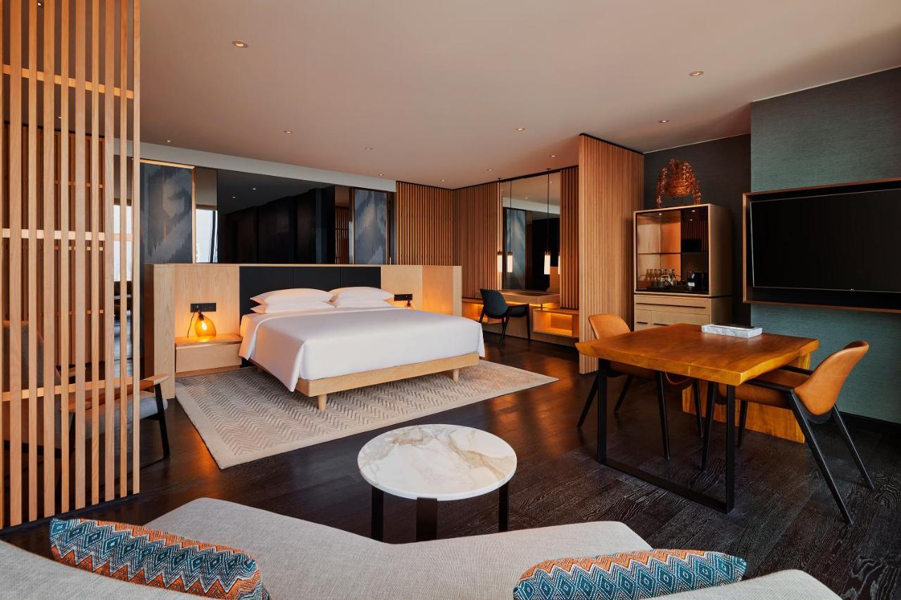Park Hyatt 5*