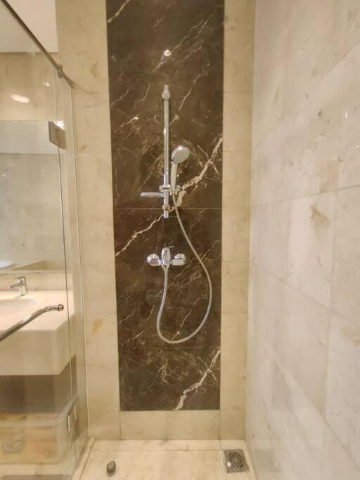 Senopati Penthouse Luxury 2 Bedroom Full Furnished Scbd Area * Jakarta