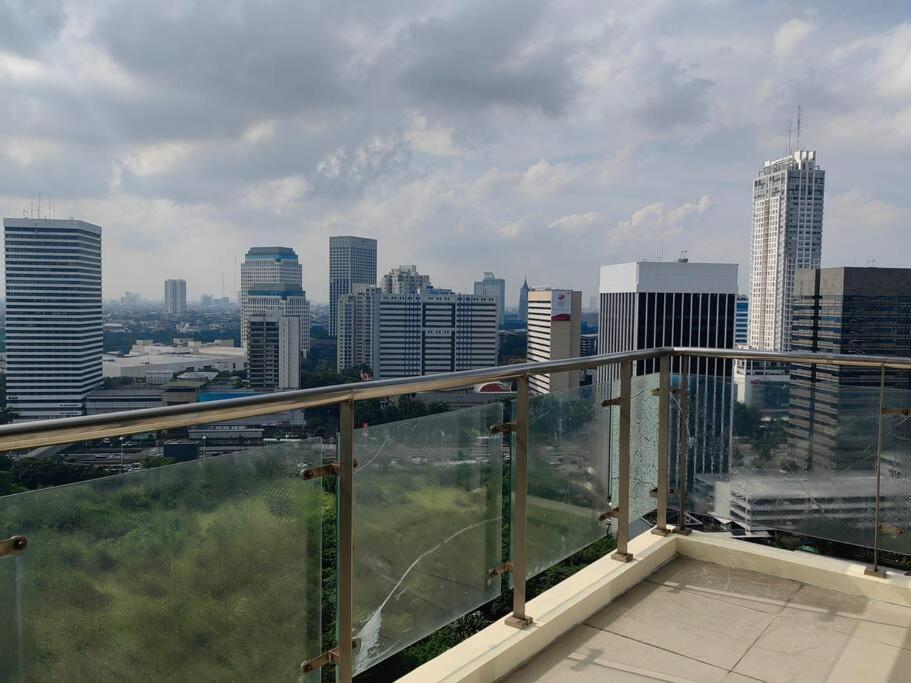 Senopati Penthouse Luxury 2 Bedroom Full Furnished Scbd Area *