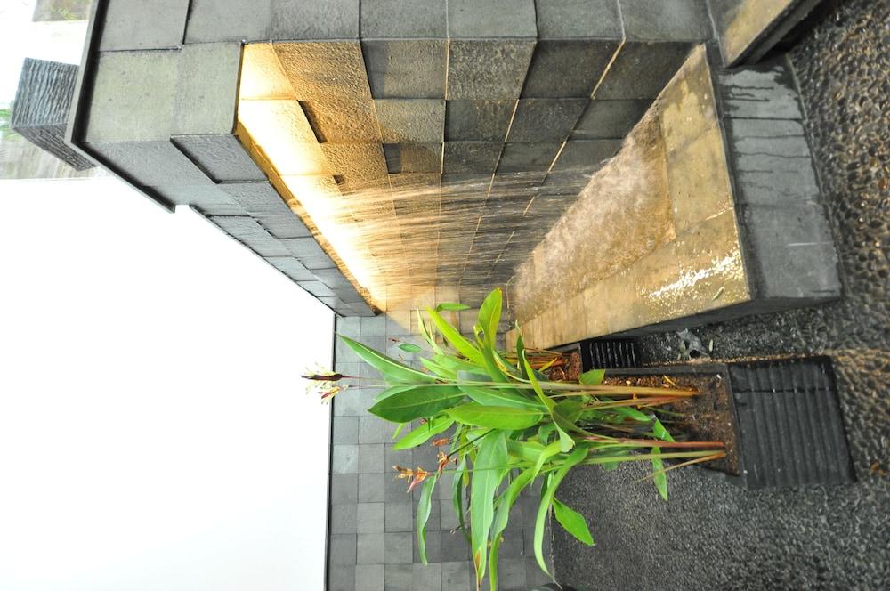Clay Hotel Jakarta