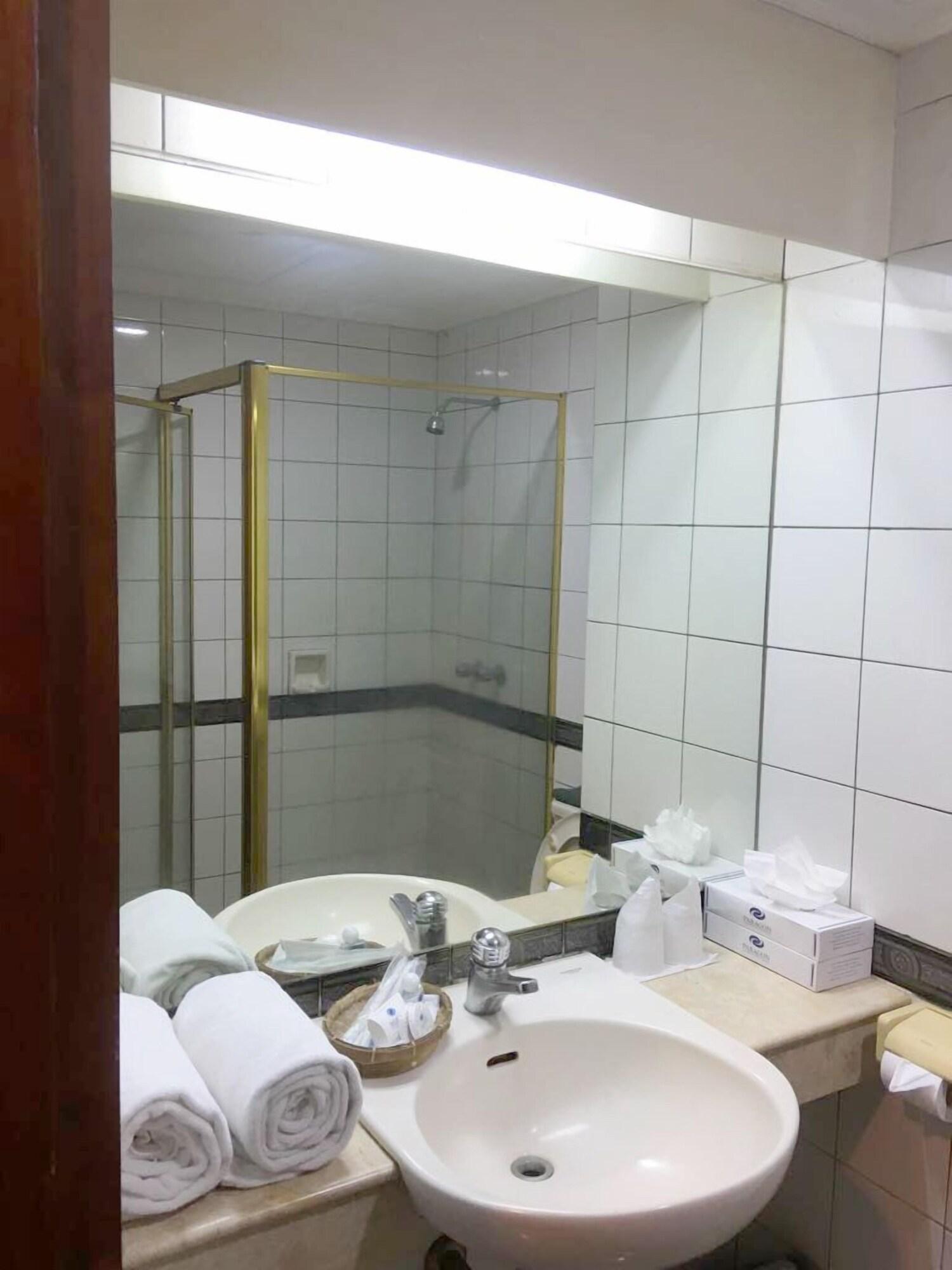 Hotel Paragon Wahid Hasyim 2*