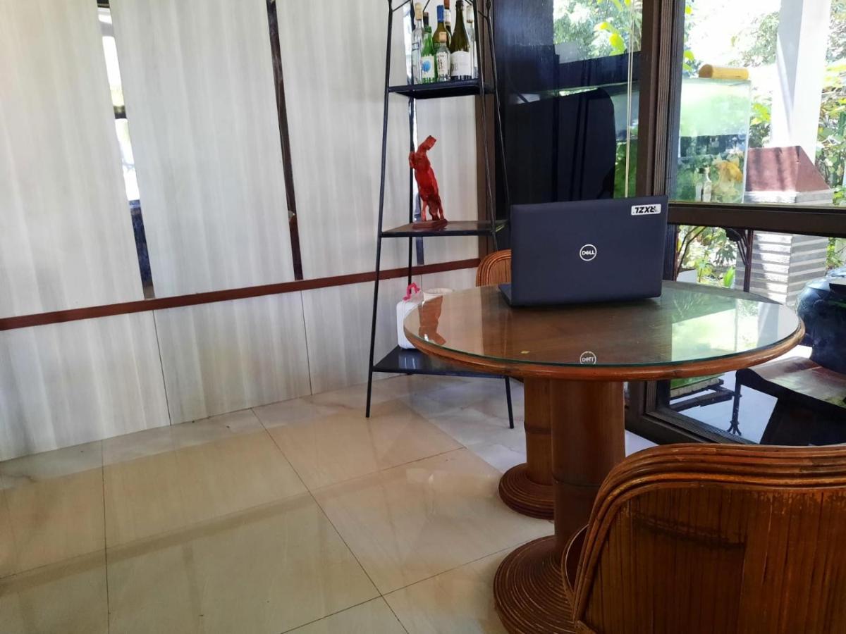 Oyo 93145 Pondok Alam Syariah 2* Jakarta