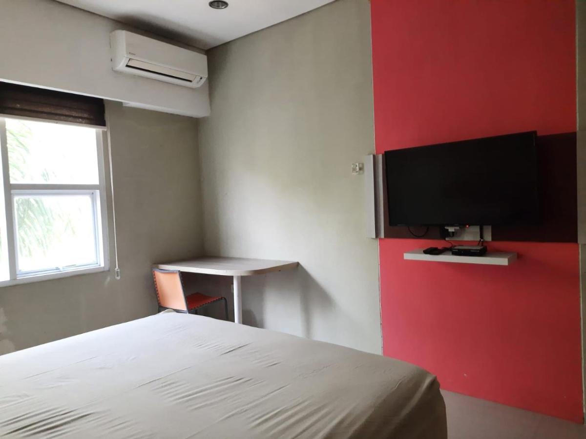 Oyo 93145 Pondok Alam Syariah 2* Jakarta