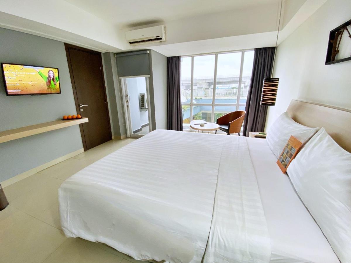 Hotel Harper Mt Haryono By Aston 4*