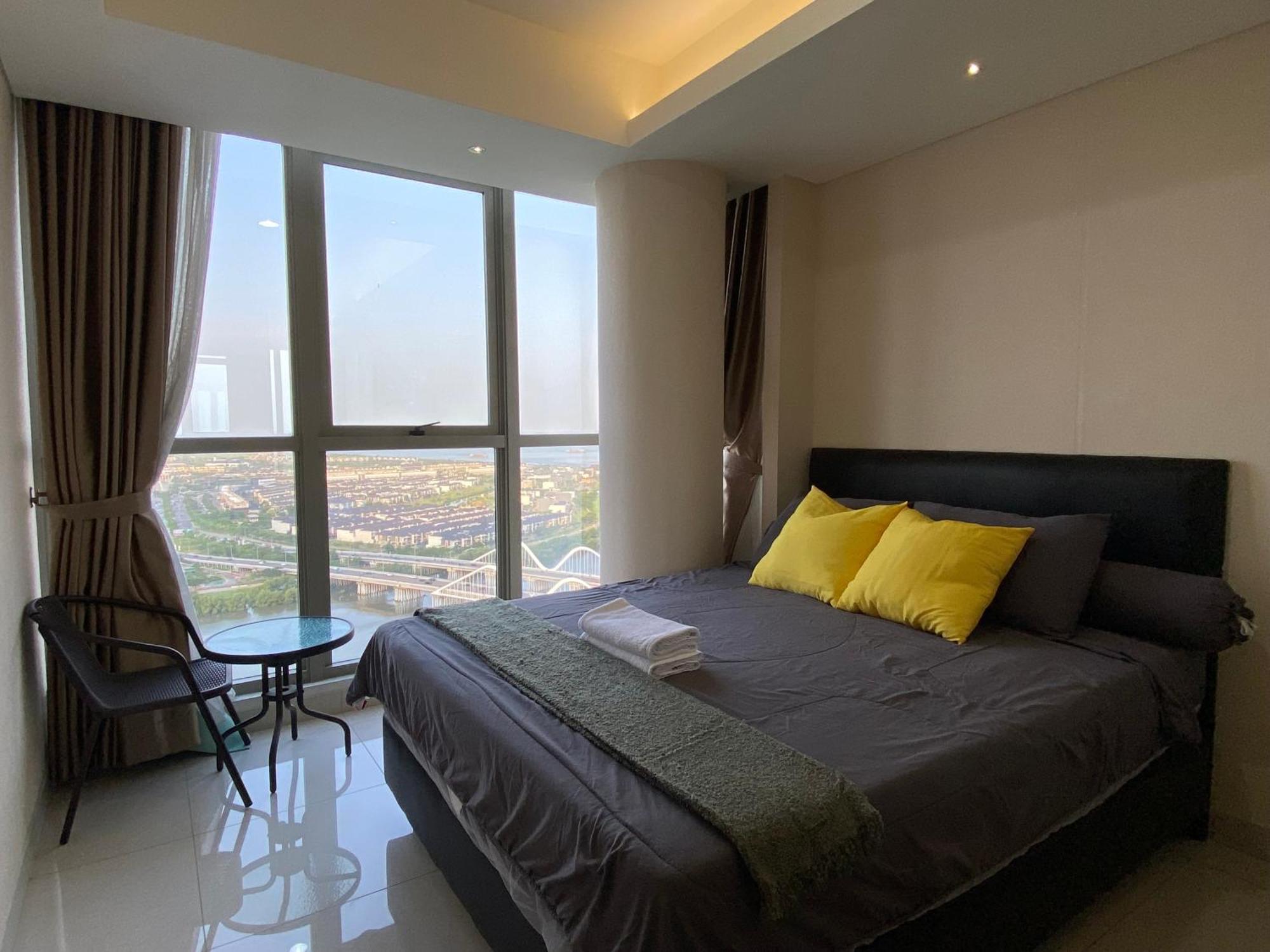 Comfort And Luxury Private At Goldcoast Pik Apartamento