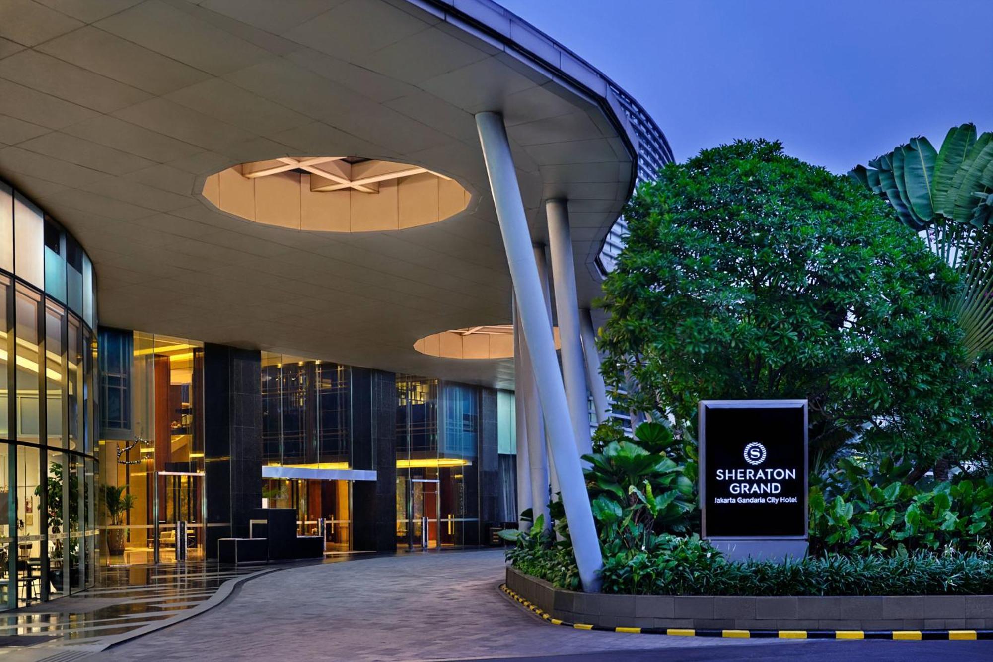 Sheraton Grand Gandaria 5*