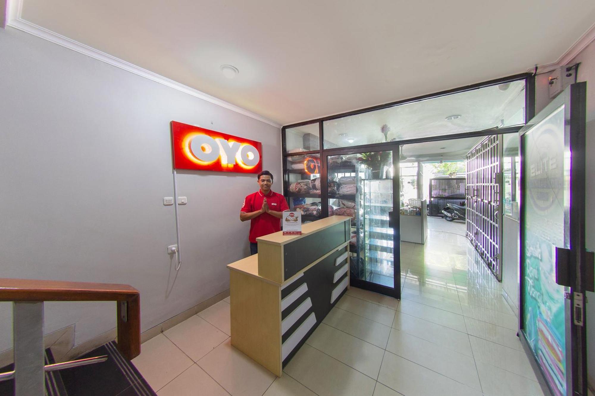 Oyo 657 Elite Park Mall By Tos Jakarta