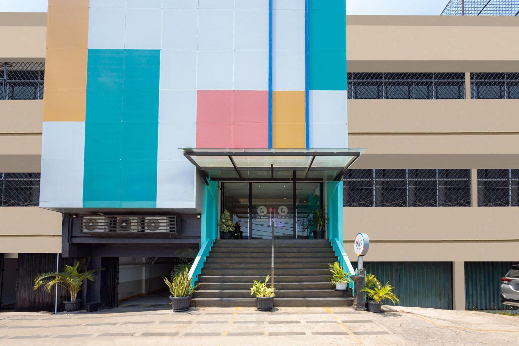 Hotel Sans Liv Ancol By Reddoorz Jakarta