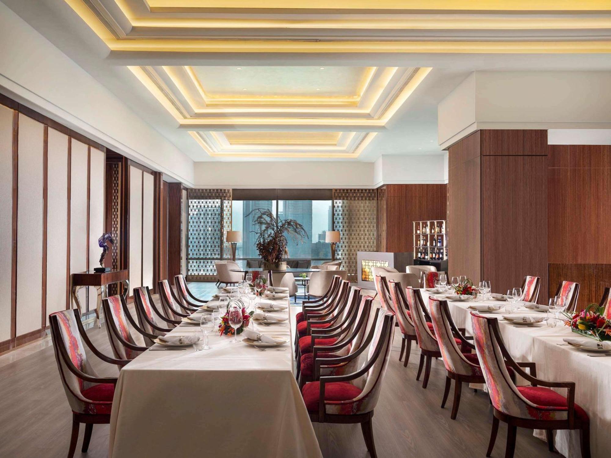 Raffles 5*