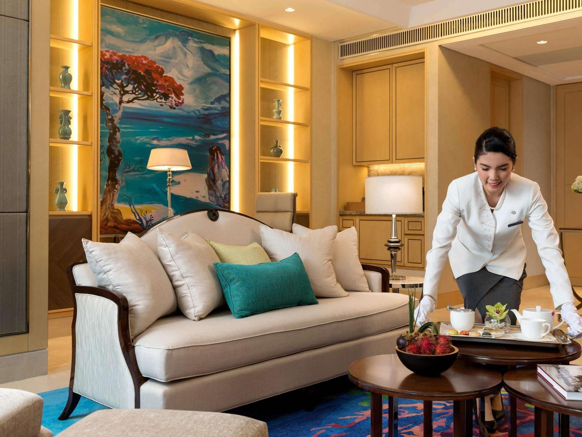 Raffles 5*