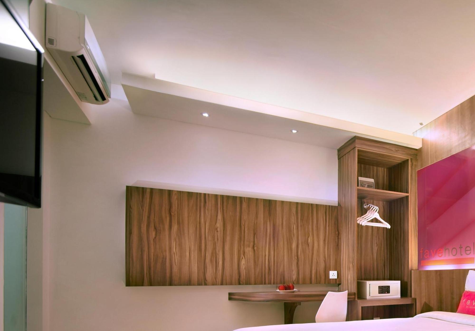 Hotel Favehotel Ltc Glodok Jakarta